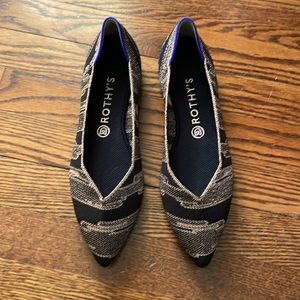 10.5 Rothy’s Point Golden Shimmer